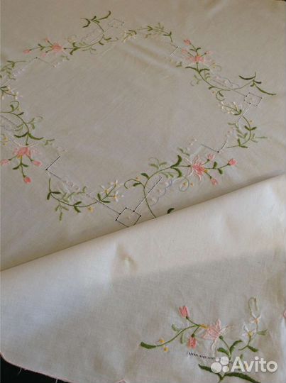 Вышитые скатерти