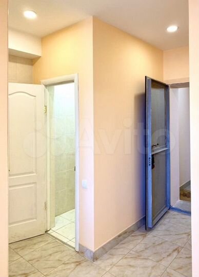 Салон Красоты или Магазин пр-кт Гер. Сталинграда