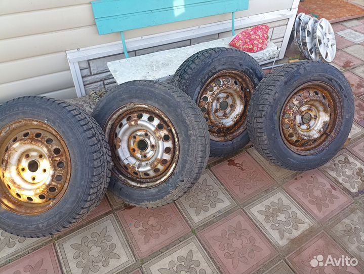 Maxxis ArcticTrekker NP3 205/65 R15 99