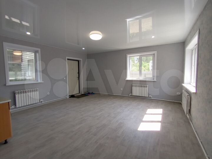 Дом 100 м² на участке 5 сот.