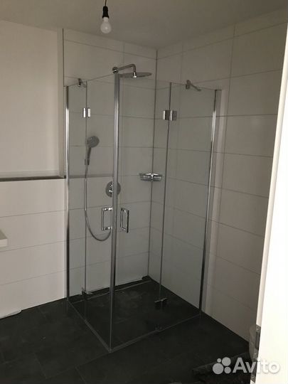 Душевой уголок