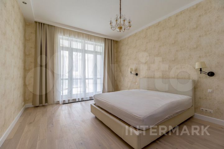 5-к. квартира, 225 м², 2/6 эт.