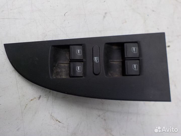 Блок управления стеклоподъемниками Seat Leon 2009