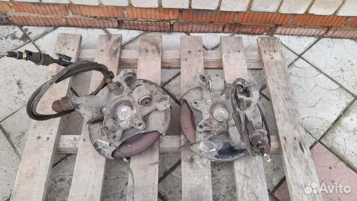 Кулак поворотный задний Volvo S80 1 TS 2.9 98-06