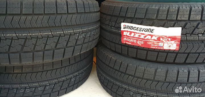 Bridgestone Blizzak VRX 235/55 R17 112