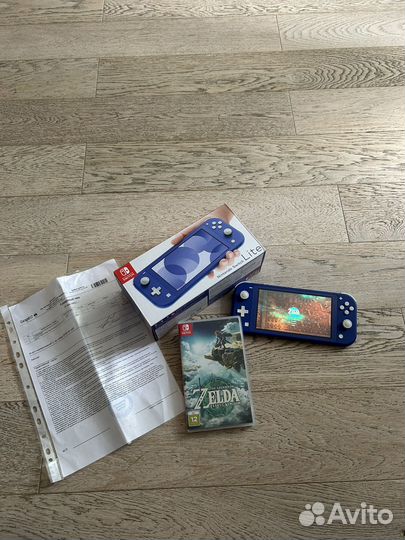 Nintendo switch lite и zelda Tears of the Kingdom