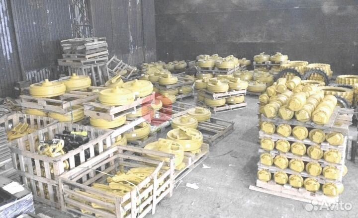 Ленивец JCB JS260