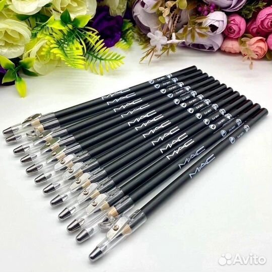 Карандаш для глаз с витаминами