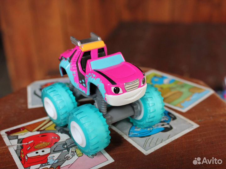 Вспыш и чудо машинки