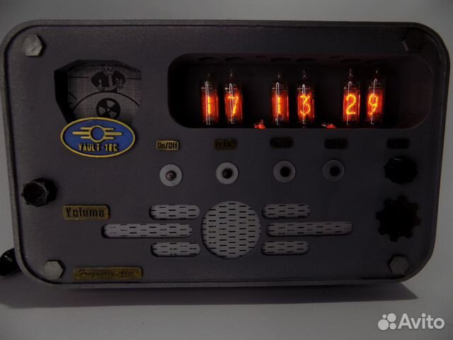 Fallout часы настольные купить в Санкт-Петербурге | Хобби и отдых | Авито