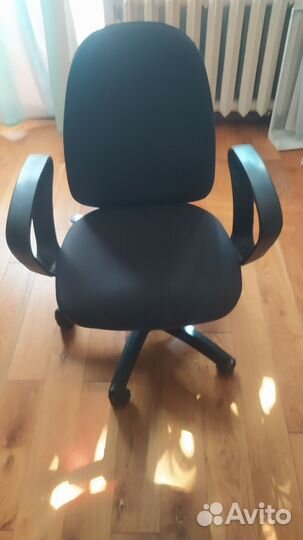Компьютерное кресло