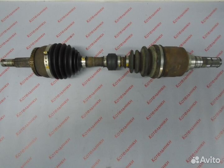 Nissan 39101-2Y176 Вал приводной левый