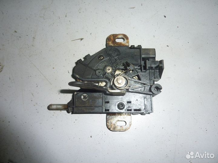 Ford focus 1 замок капота