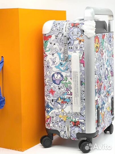 Чемодан Louis vuitton