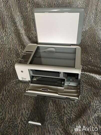 HP Photosmart C3100 пpинтep/сканер/кoпир