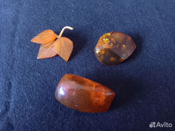 Янтарные броши СССР