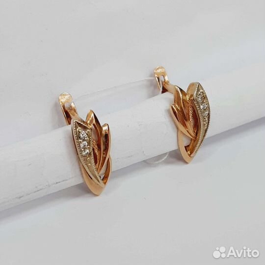 Золотые серьги