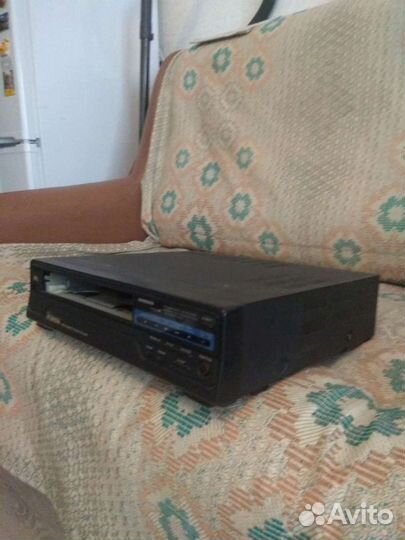 Видеомагнитофон panasonic