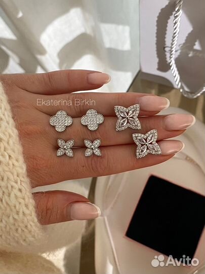 Серьги пусеты камни цветы цвет серебро