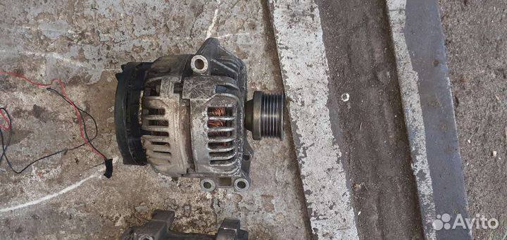 Renault Logan Генератор