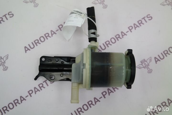 Бачок гур Land Cruiser Prado (150) 2017