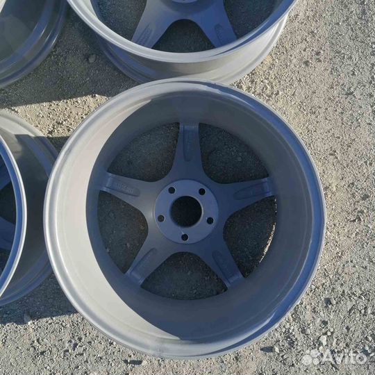 Продам диски Armani Cross r19 5-120