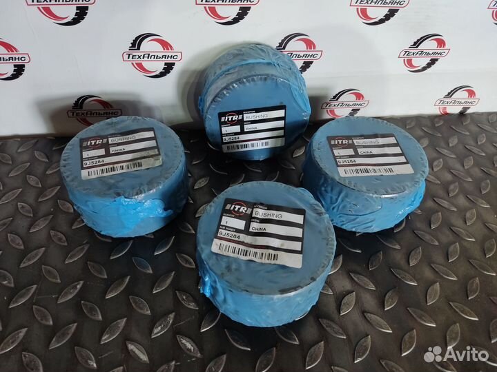 Втулка 9J-5284