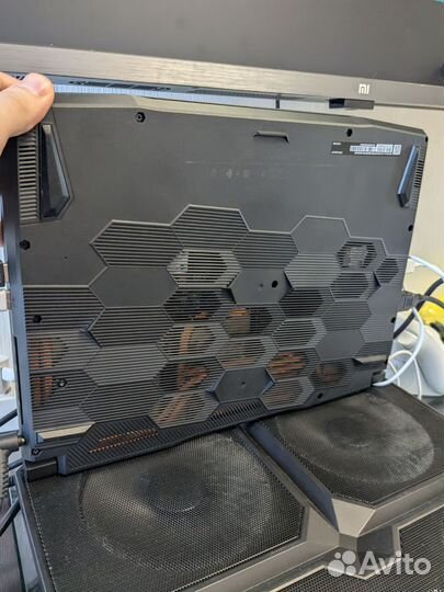 Игровой ноутбук MSI Bravo 15