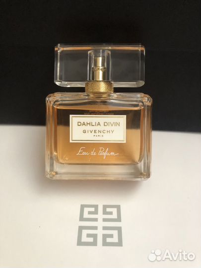 Givenchy Dahlia Divin Eau de Parfum