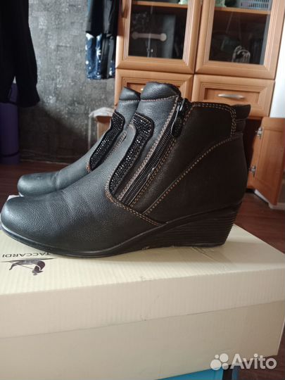 Ботинки женские