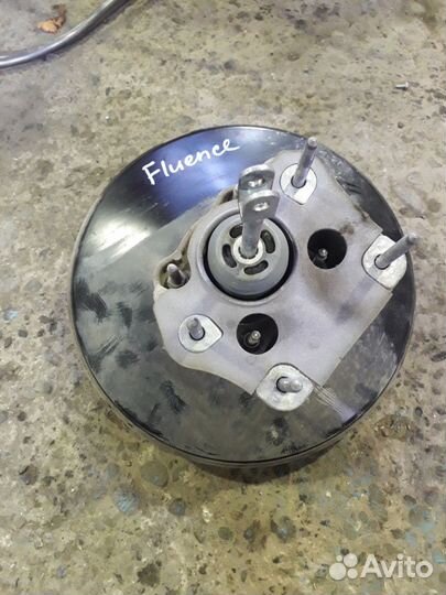 Вакуумный усилитель тормозов Флюенс Меган 3