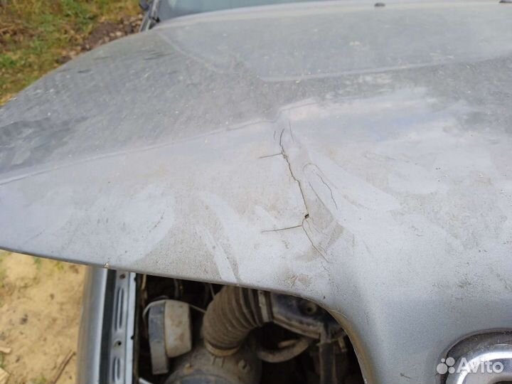 Капот Ауди 100 С4