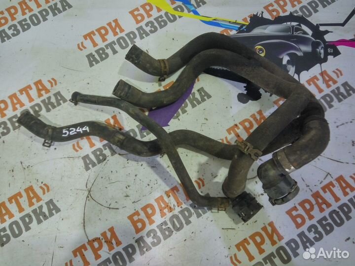 Фольксваген Гольф Патрубок печки