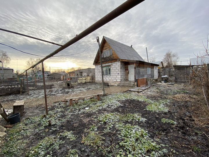 Дом 38,1 м² на участке 2 сот.