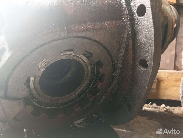 Редуктор моста т150