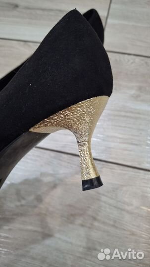 Туфли Zara 37р. Новые