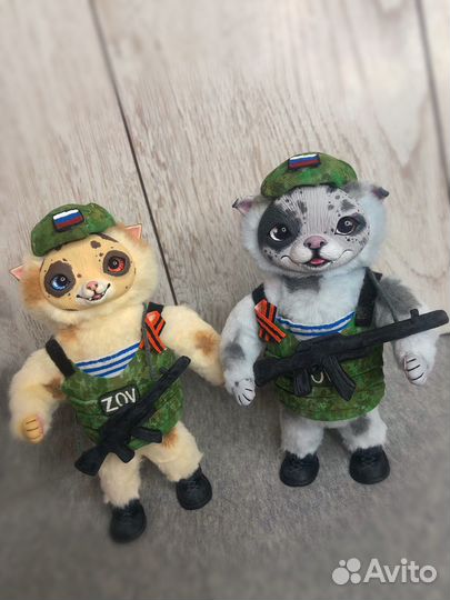 Собаки вояки. Игрушка в смешанной технике