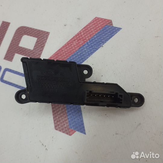 Кнопки блютуз на руль KIA sorento 09