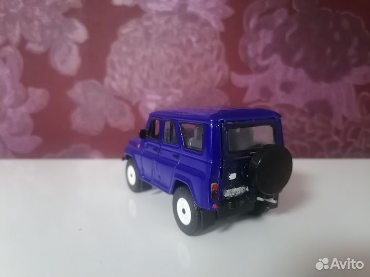 УАЗ-31514 Welly 1:36
