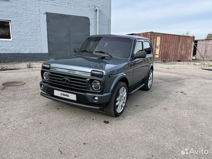 LADA 4x4 (Нива) 1.7 МТ, 2015, 95 000 км