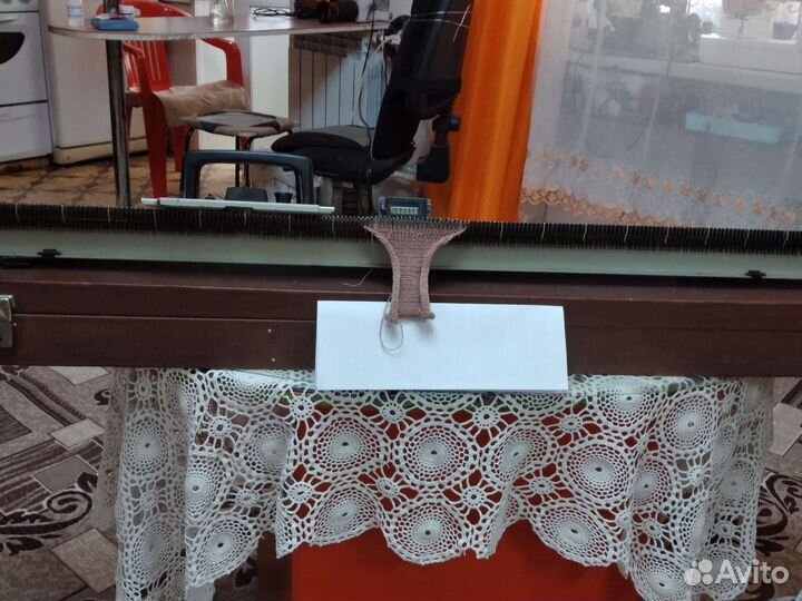 Вязальная машина Нева 2 на запчасти