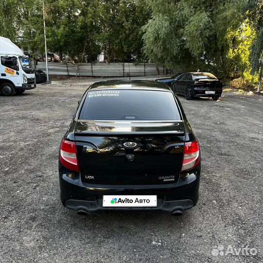 LADA Granta 1.6 МТ, 2015, 195 000 км