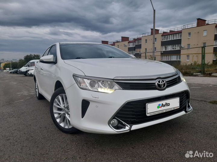 Toyota Camry, 2015