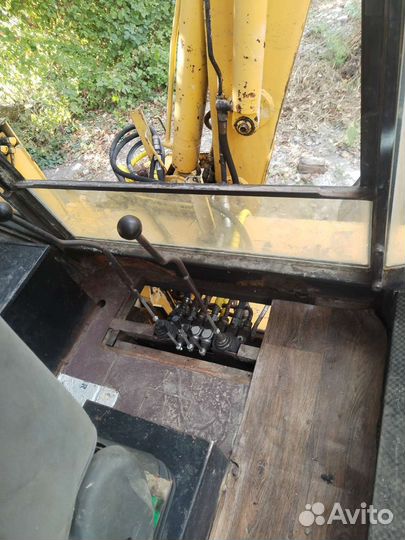 Экскаватор-погрузчик АТЕК 2324-1, 1993