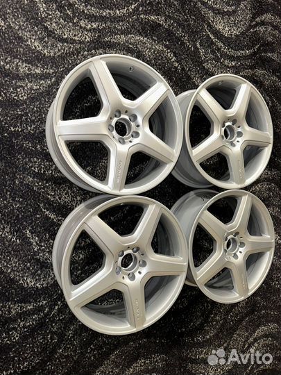 Оригинальные диски на mercedes amg r20