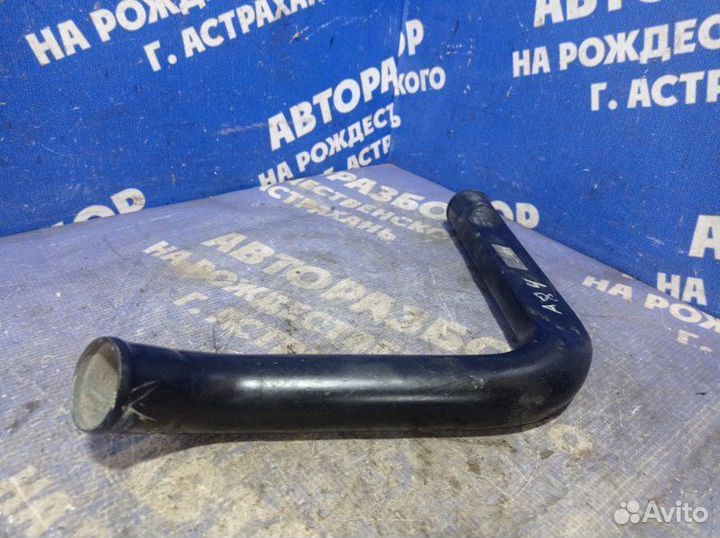 Заливная горловина бензобака Audi A8 седан ABZ