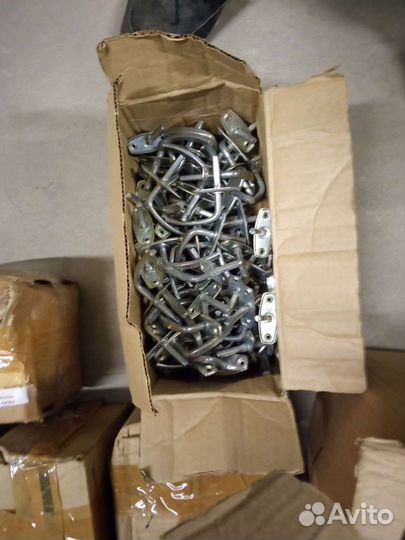 Мебельный уголок, петли дверные пн 110,85,40