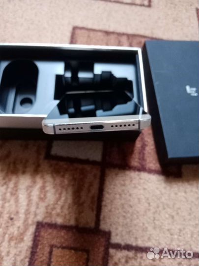 Б/у смартфон Le Eco X527