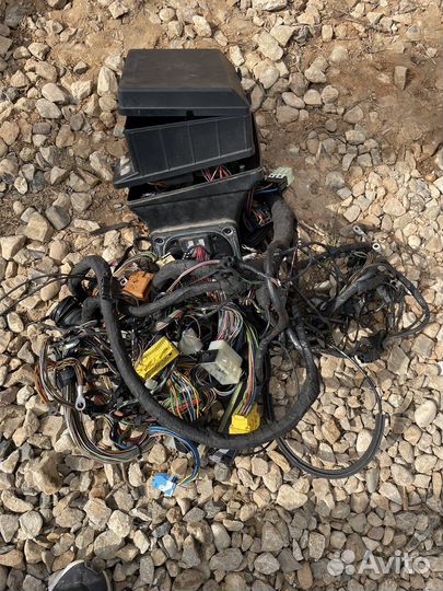 Подкапотная проводка BMW E34 m50b25