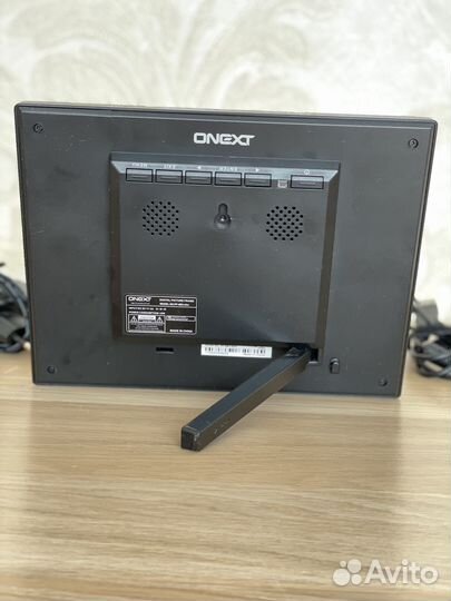 Цифровая фоторамка onext PF-8B2-slim